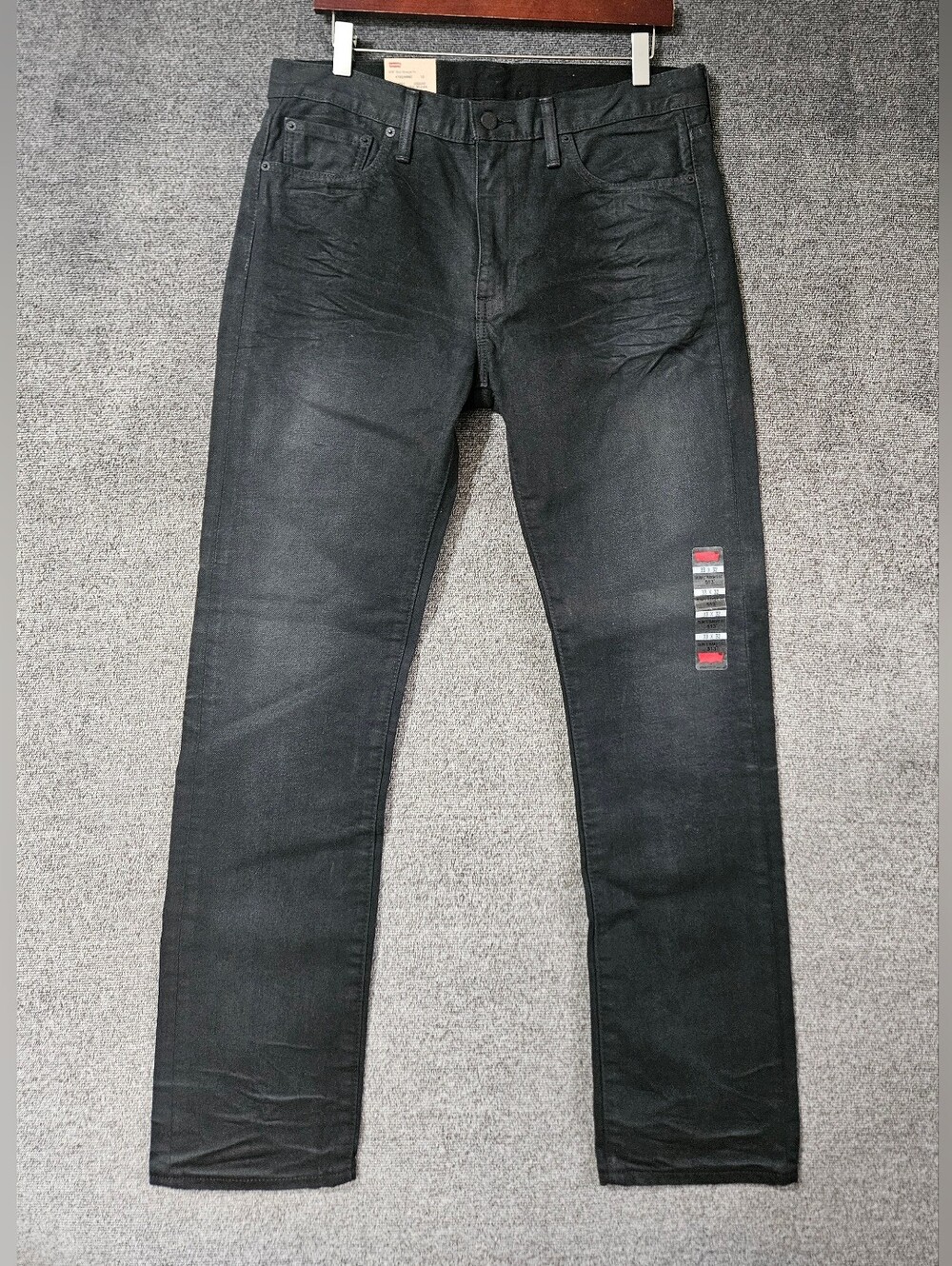 NWT Levi's 513 Slim Straight Leg Fit 100% Cotton Size 33W × 32"L